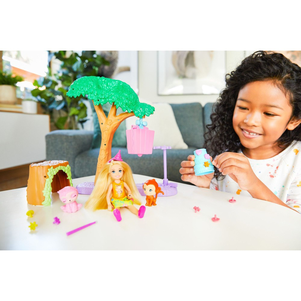 Barbie Chelsea The Lost Birthday - Набор День Рождения с сюрпризом Кукла Челси + Аксессуары GTM84