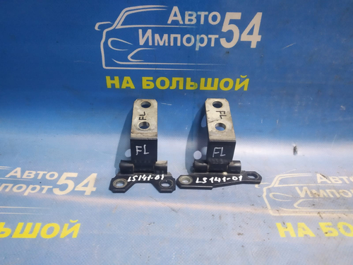 Петля двери передней левой TOYOTA CROWN 1994