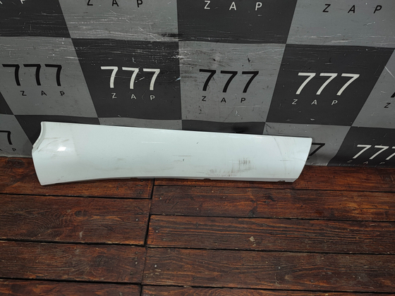 Накладка двери задней правой Toyota Highlander 4 (U70) 19-нв Б/У Оригинал 757410E100