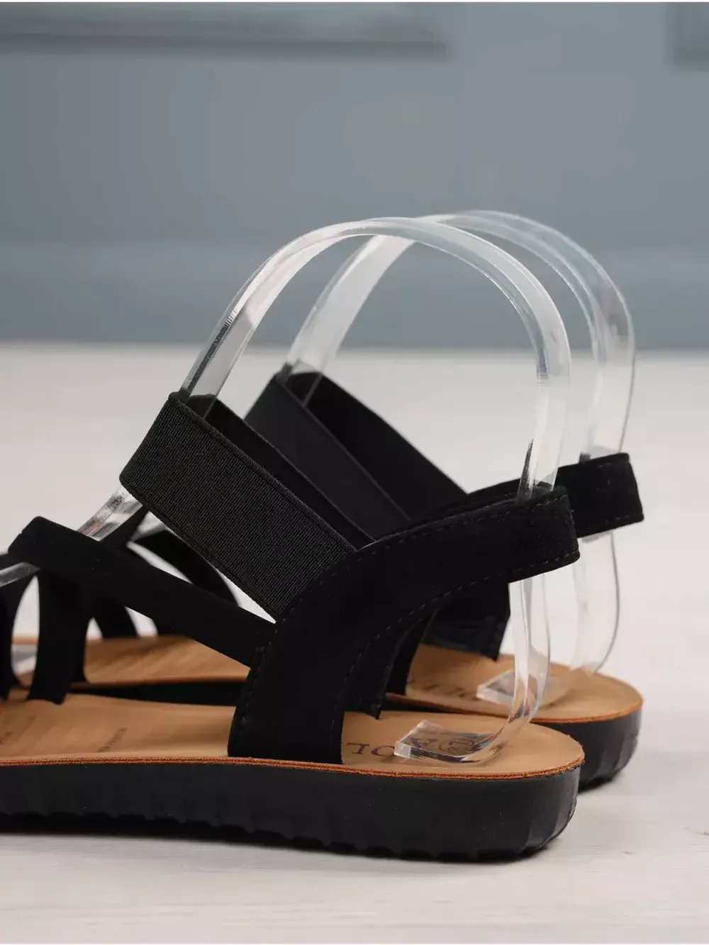 Сандалии летние