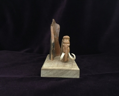 Визитница "Мамонт у скалы"