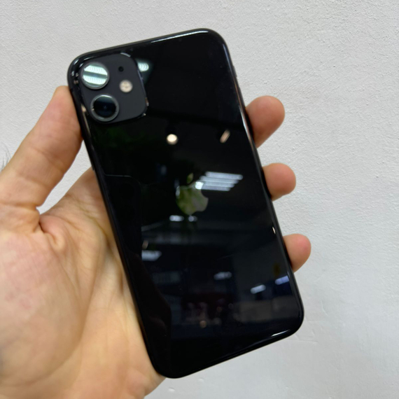 Apple iPhone 11 64GB АКБ 83% (Без комплекта)