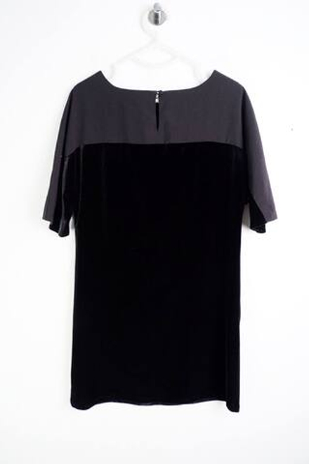 Платье Silvian Heach бархатистое, маркировка XS, визуально на 42 размер