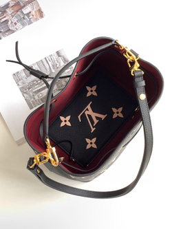 Louis Vuitton NeoNoe MM