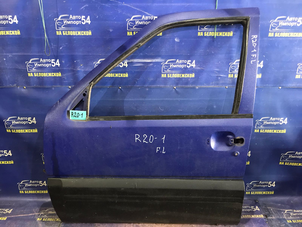 Дверь передняя левая NISSAN MISTRAL 1997