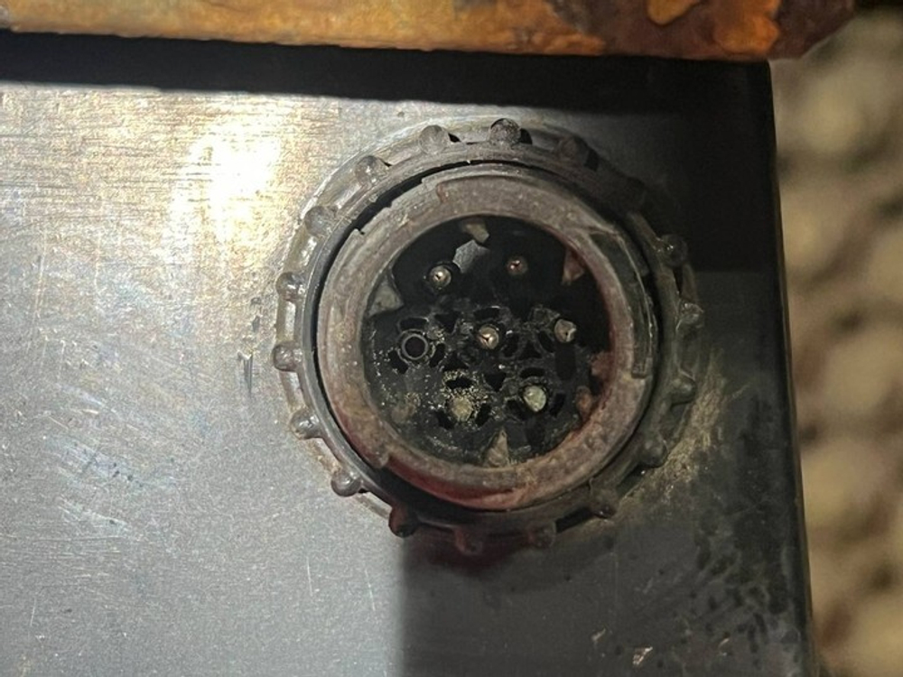 Крыло заднее левое задняя часть