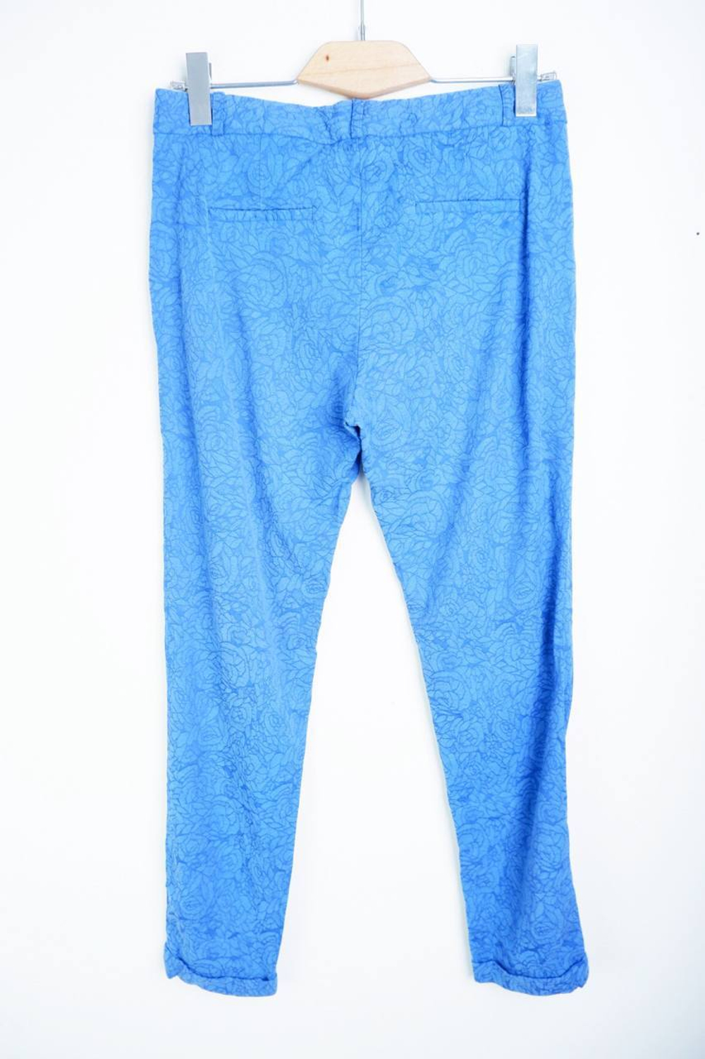 Брюки Charuel красивого цвета, визуально на 44 размер