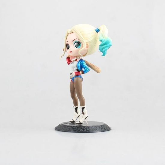 Фигурка от компании Q Posket Харли Квинн