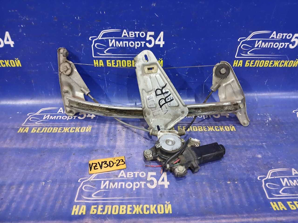 Стеклоподъемник задний правый TOYOTA CAMRY PROMINENT 1991