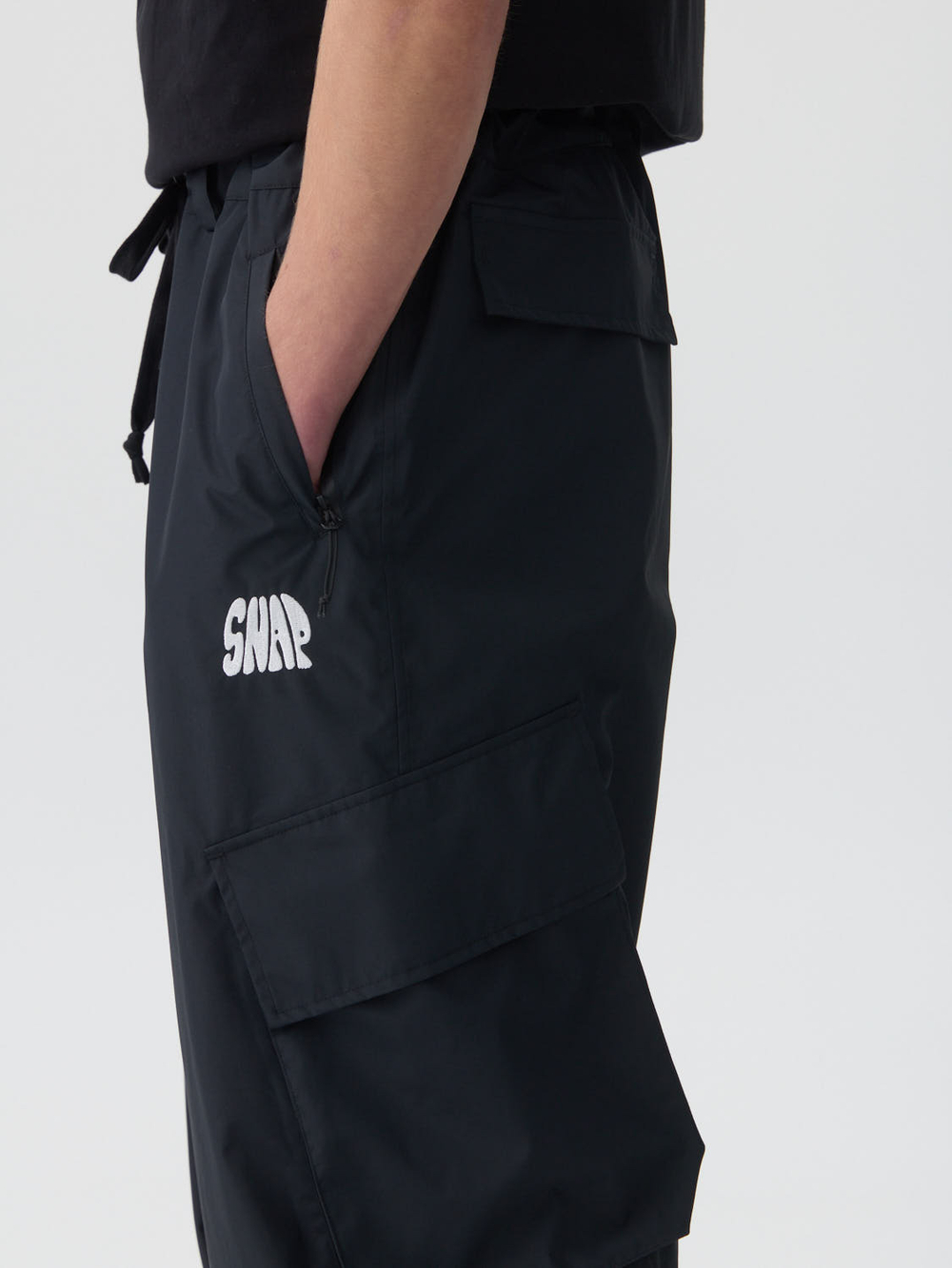 WILD x SNAP PANTS BLACK