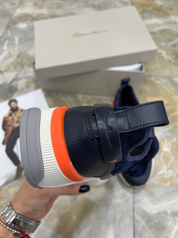 Кроссовки Santoni