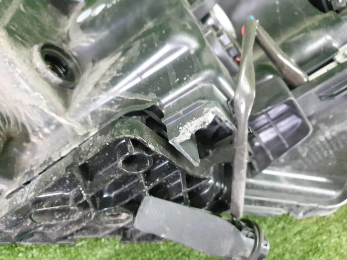 Фара правая Nissan Qashqai 2 j11 (17-23) галоген