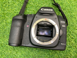 Canon EOS 5D Mark II 12.900 кадров