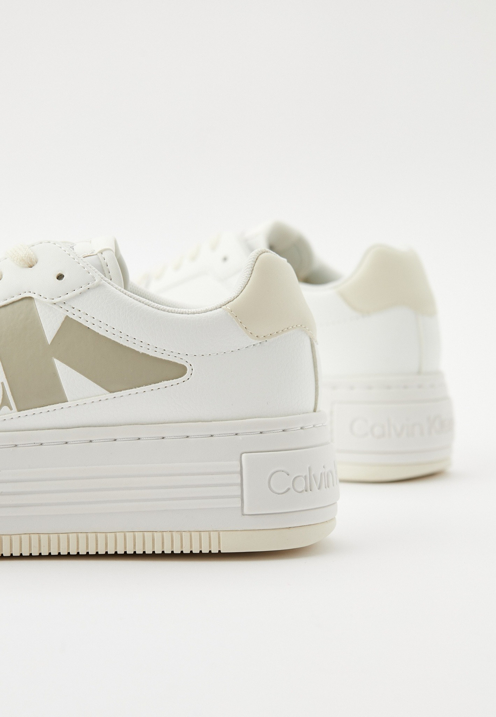 Кроссовки женские CALVIN KLEIN JEANS BOLD FLATF LOW LACEU