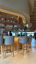 Мебель для кафе и ресторанов — изготовление под проект и формат заведения