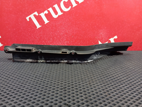 Накладка порога левого