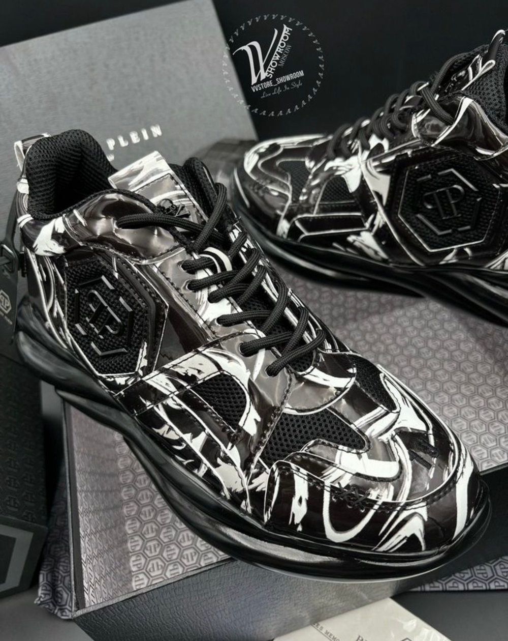 Кроссовки Philipp Plein Hurricane Limited Edition