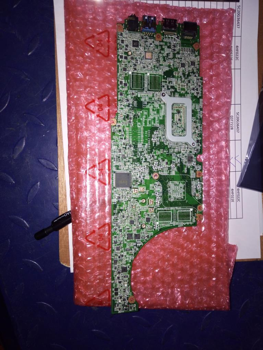 Материнская плата для ноутбука Lenovo IdeaPad U430 LZ9 W8P I7-4500 UMA (90003340), оригинал