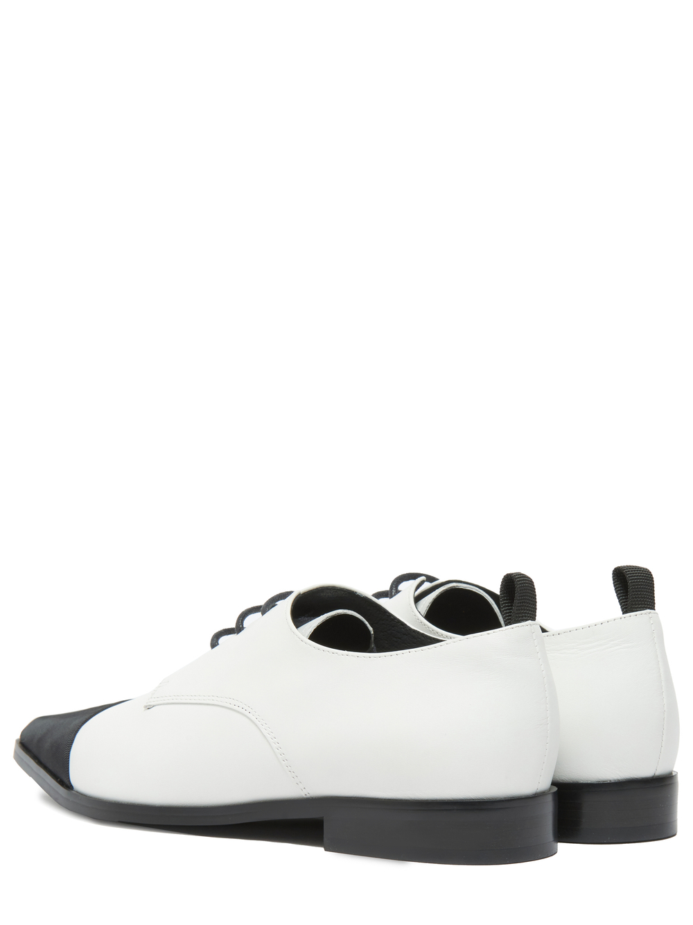 Женские комбинированные туфли бело-черные со шнурками