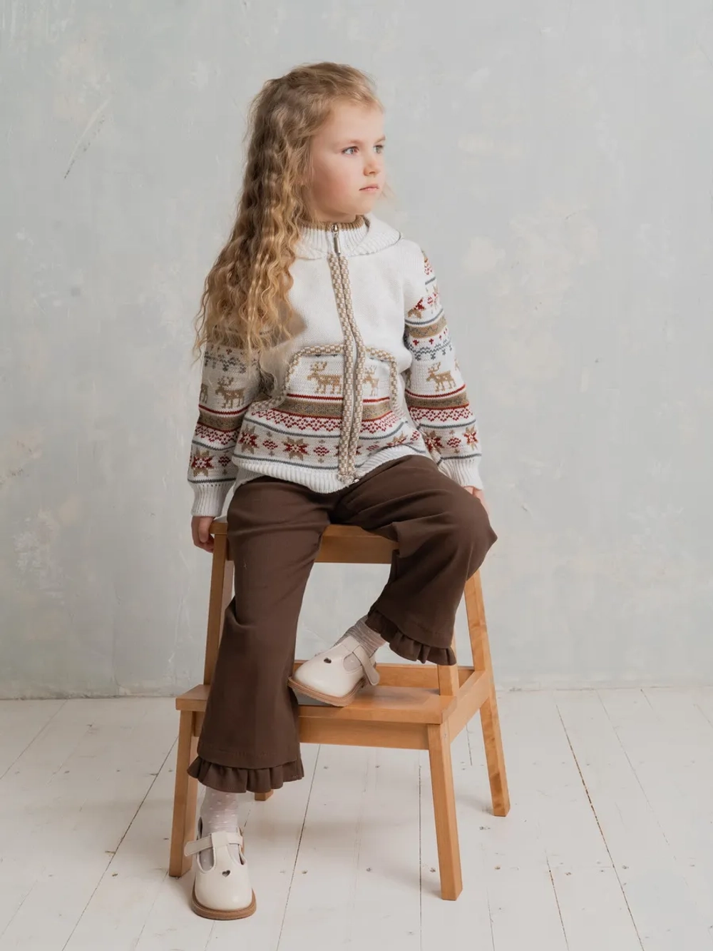 Кофта вязаная на молнии с капюшоном