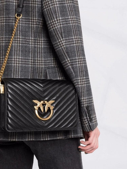 CLASSIC LOVE BAG CLICK CHEVRON – black