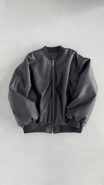 PRE-ORDER BOMBER BLACK’26