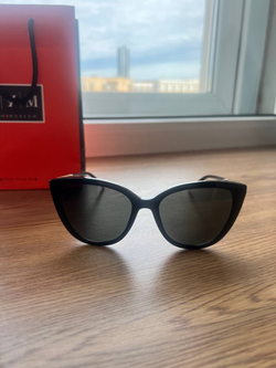 Очки Saint Laurent