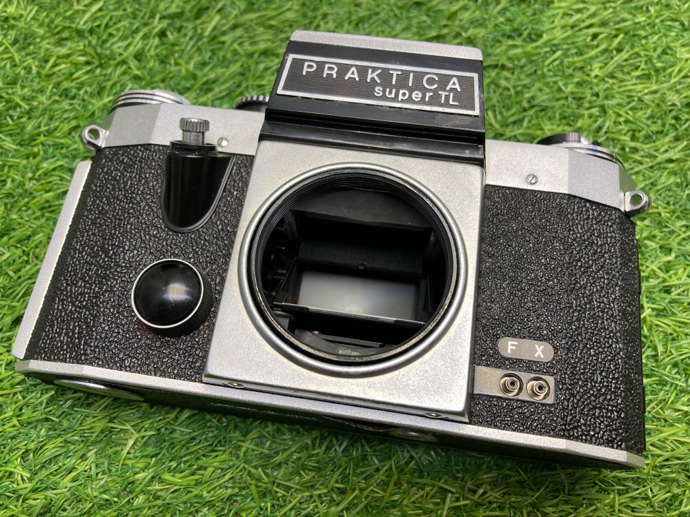 Praktica Super TL + Oreston 50mm 1.8