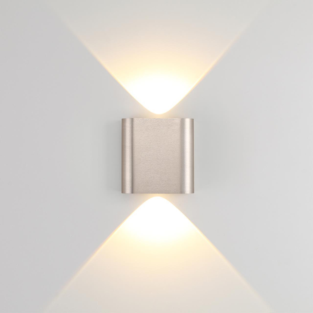 Настенный светодиодный светильник Odeon Light MAGNUM 7106/2WL