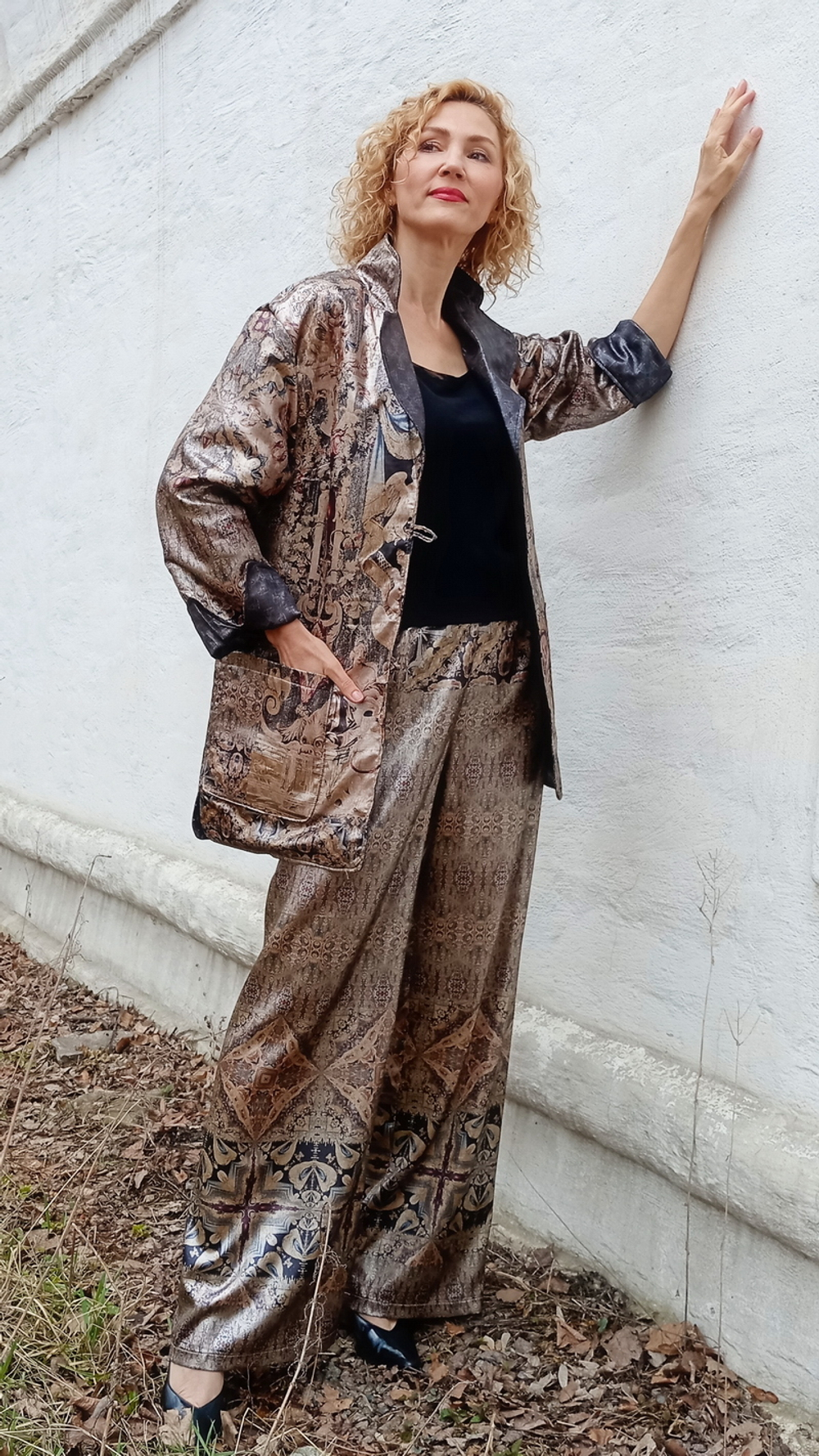 Двусторонний жакет "Вечернее серебро" (коллекция "Сны Белого Камня"), по мотивам белокаменной резьбы домонгольских соборов Владимирской земли