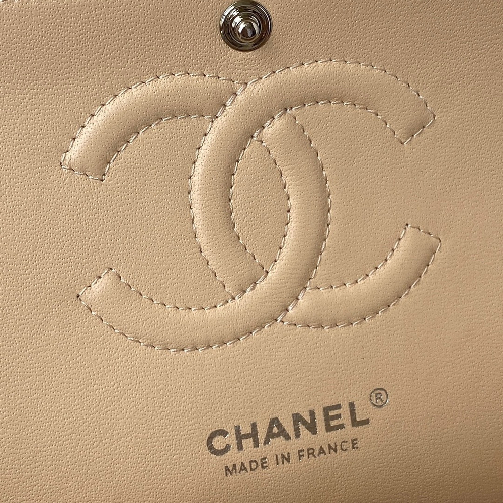 Chane1 Classic Flap Bag 25 cm