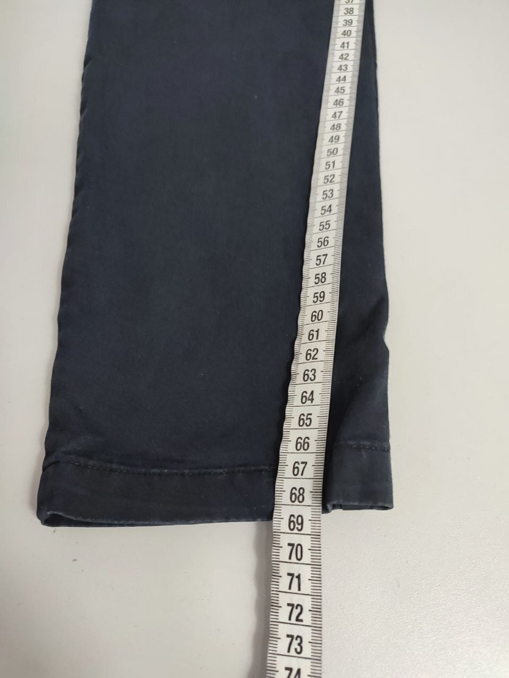 Брюки лаконичные 44 размер