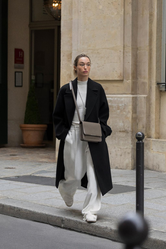 ZARA МЯГКОЕ ПАЛЬТО, ЧЕРНЫЙ