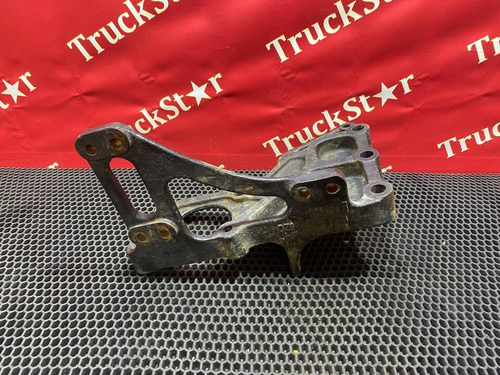 Кронштейн бампера левый 2022г.