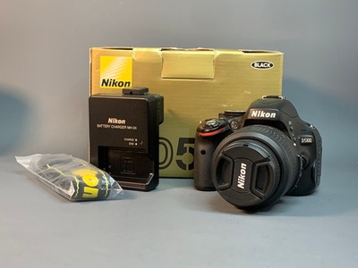 Nikon D5100 Kit 18-55mm 3.5-5.6G VR 205 кадров