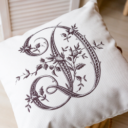 Арт-подушка Объект мечты Монограмма буквы D