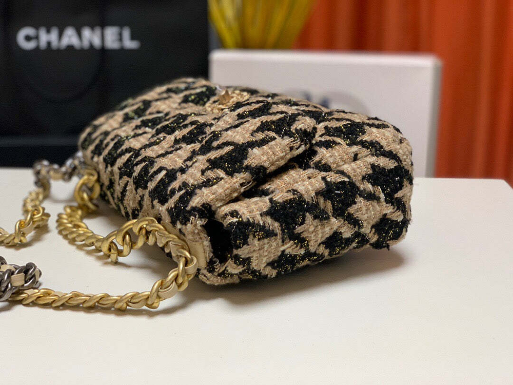 Chanel 19 Large 30 cm