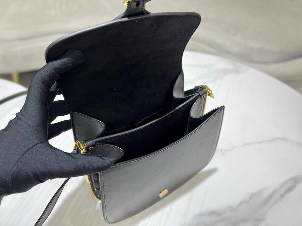 Christian Dior Bobby Frame