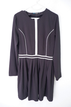 Платье Befree интересное 42 размер