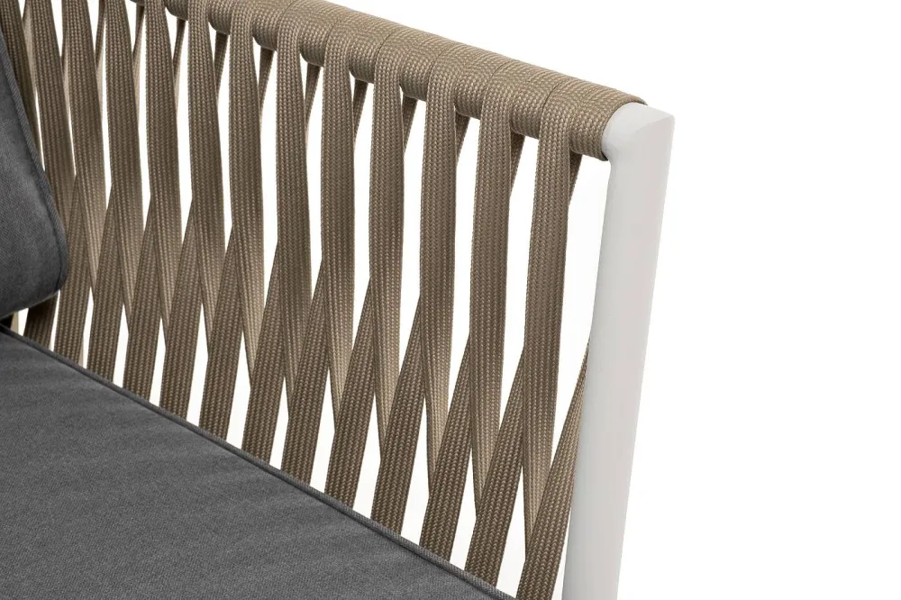 "Касабланка" кресло плетеное из роупа, каркас алюминий светло-серый (RAL7035) муар, роуп серо-коричневый 23мм, ткань серая 017