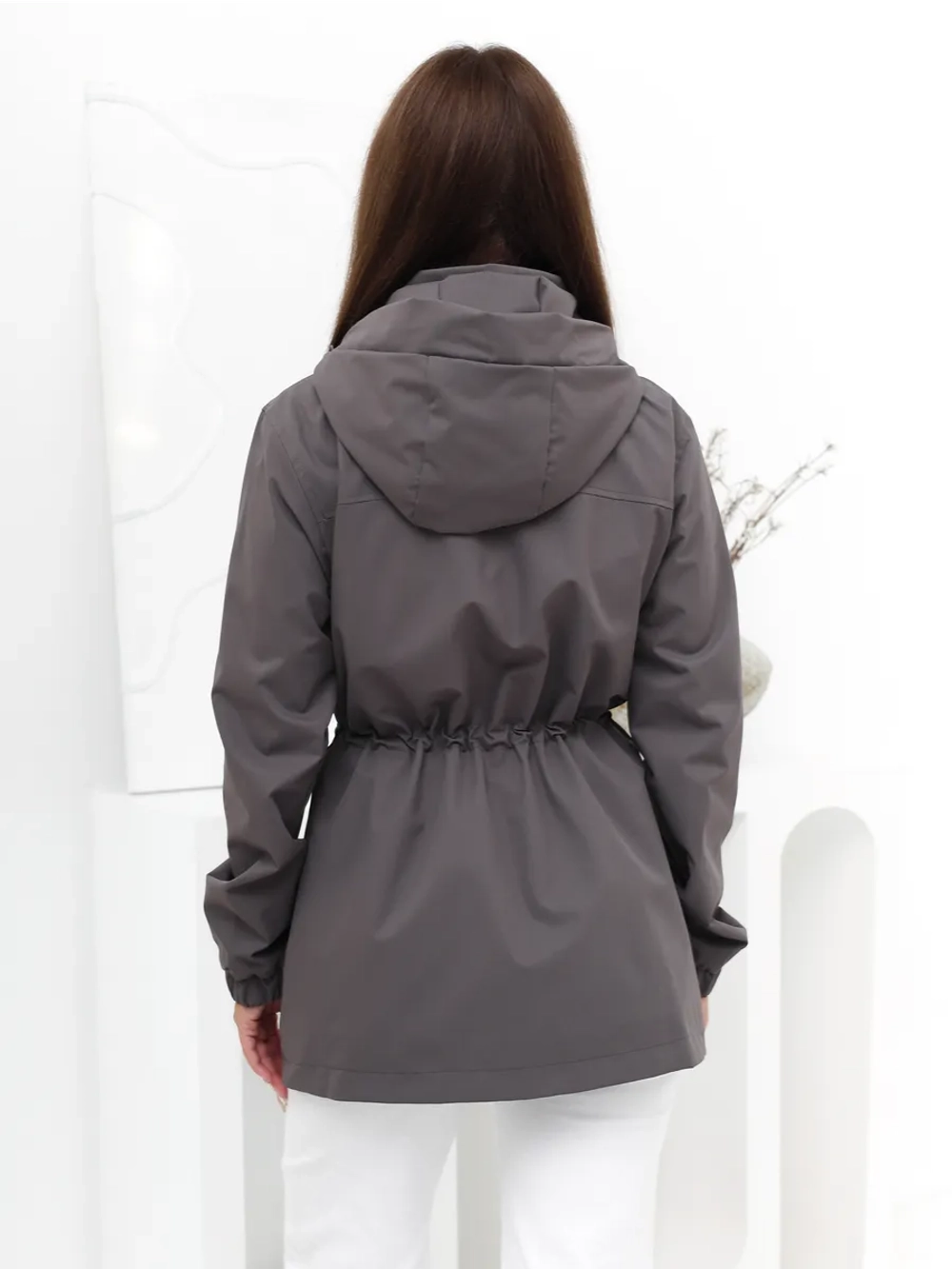 Ветровка с капюшоном удлиненная