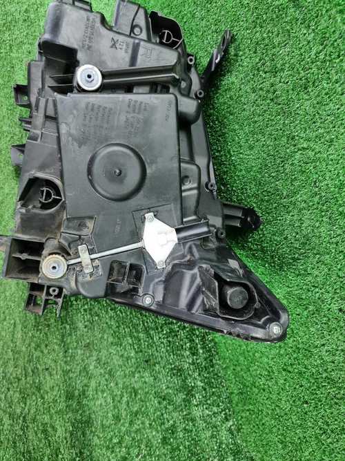Фара правая Lexus GX 2 URJ150 (2019-2023) LED