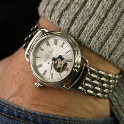 Aerowatch 68900 AA03 M