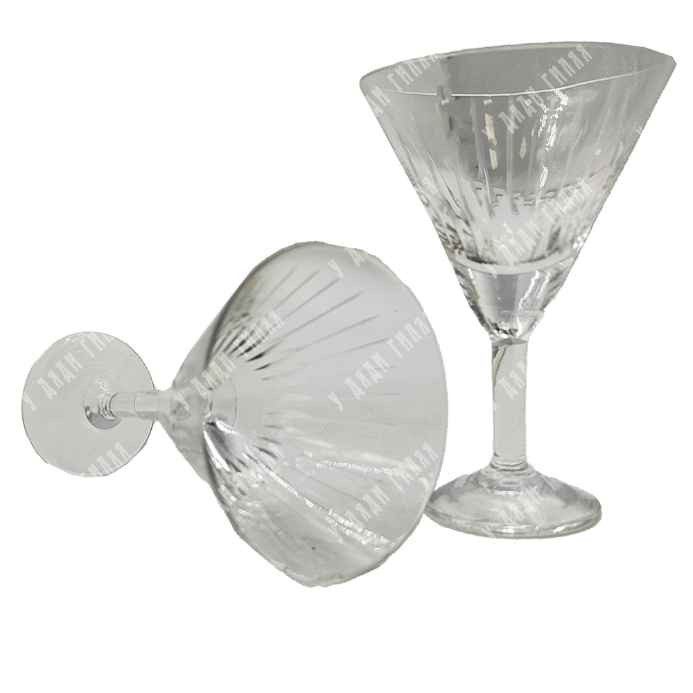 Пара дореволюционных рюмок. Российская Империя. До 1917 г.