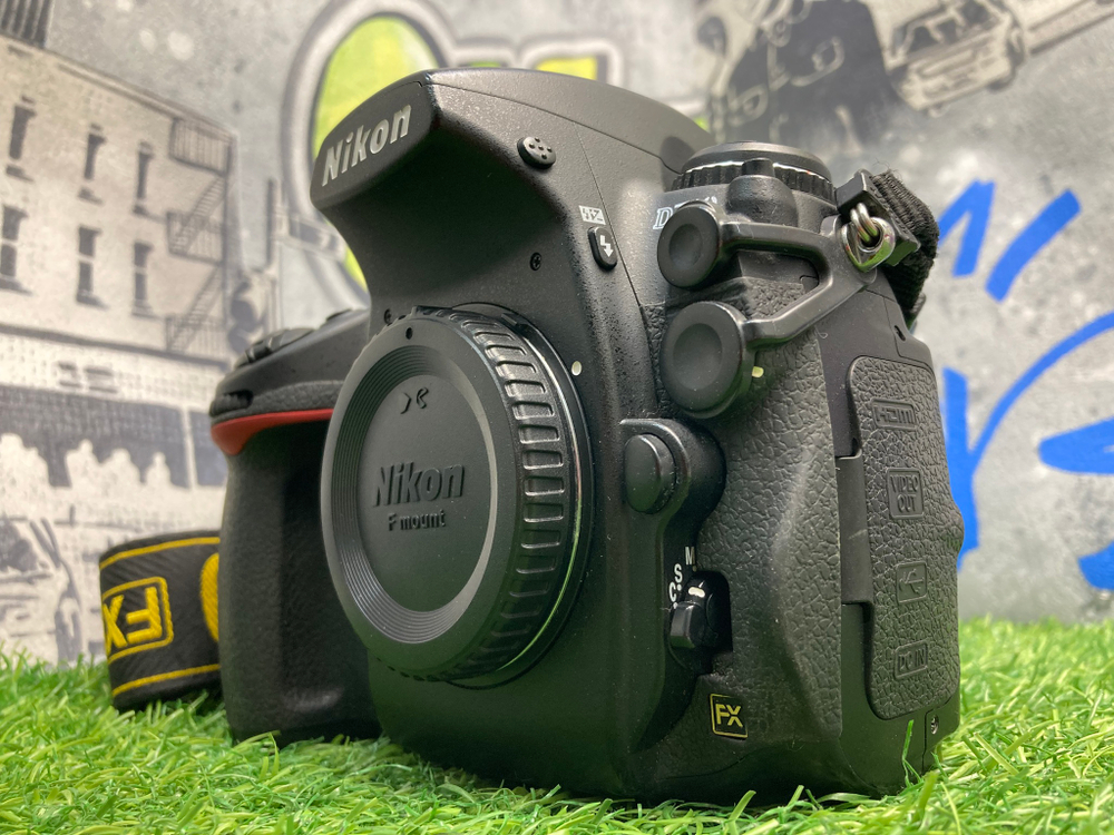 Nikon D700 109.000 кадров