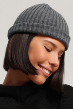 Шапка тонкая