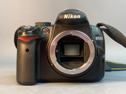Nikon D5000 Kit 18-55mm 35187 Кадров