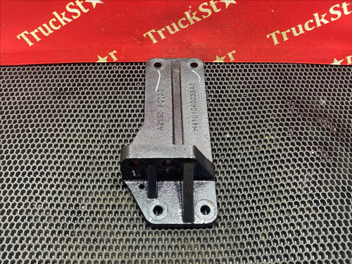 Кронштейн двигателя задний левый 2023г