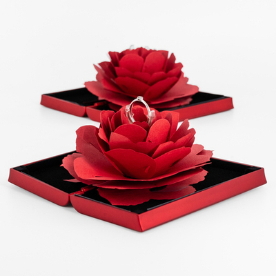 Футляр пластиковый "РАСЦВЕТАЮЩАЯ РОЗА"