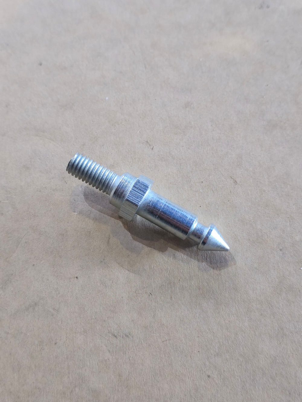 Фиксатор замка капота на Маз (ОАО МАЗ)